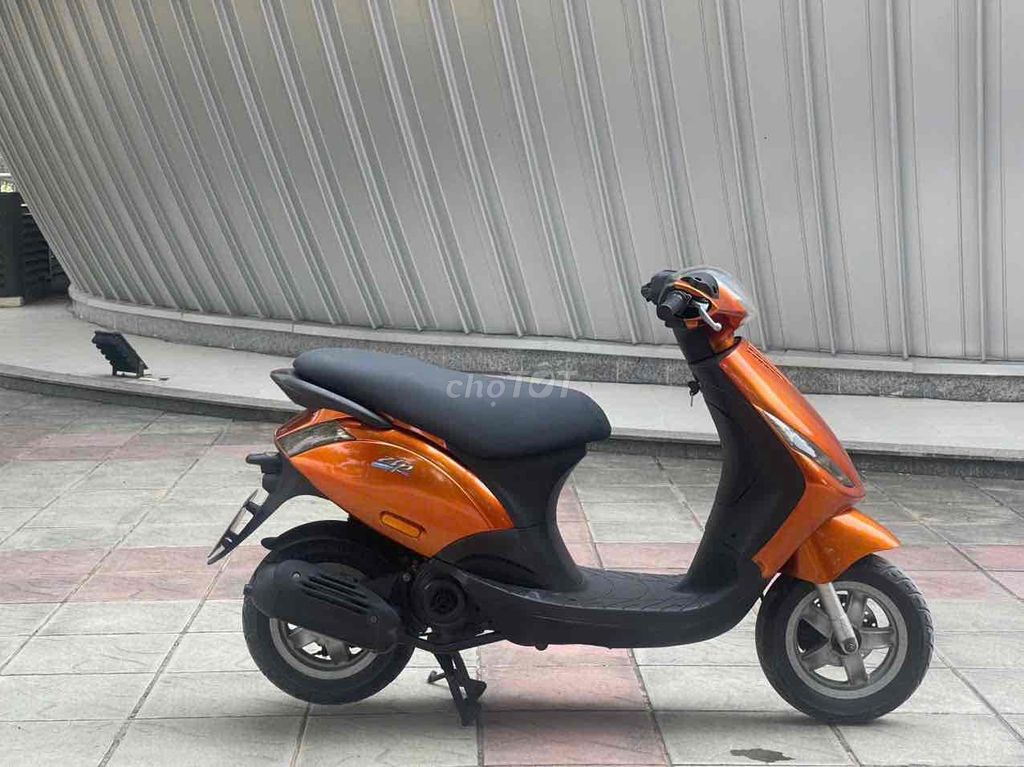 Piaggio Zip Cam