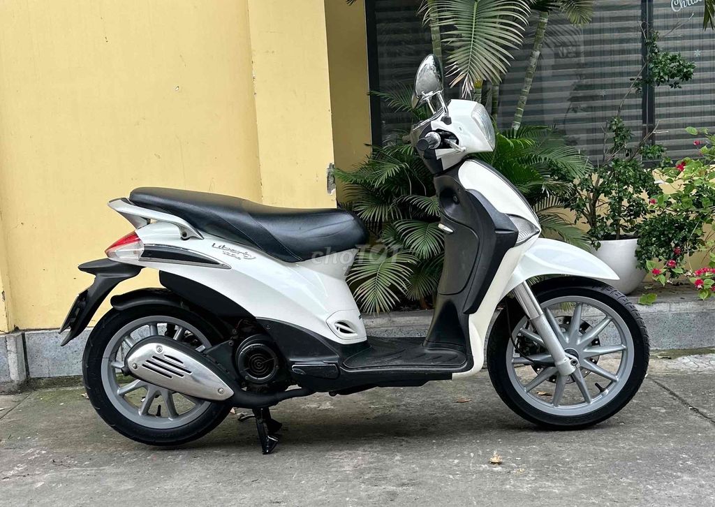 Liberty Fi đẹp, máy êm thì thầm bao vọt biển SG. Mua bán Xe máy tại Quận 8 Tp Hồ Chí Minh được đăng bởi Quân  hình 6