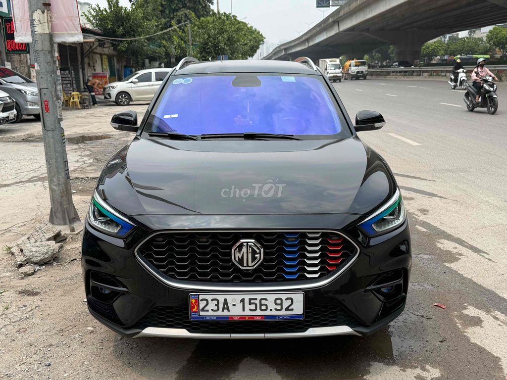 MG ZS 2024 Черный 70000 km