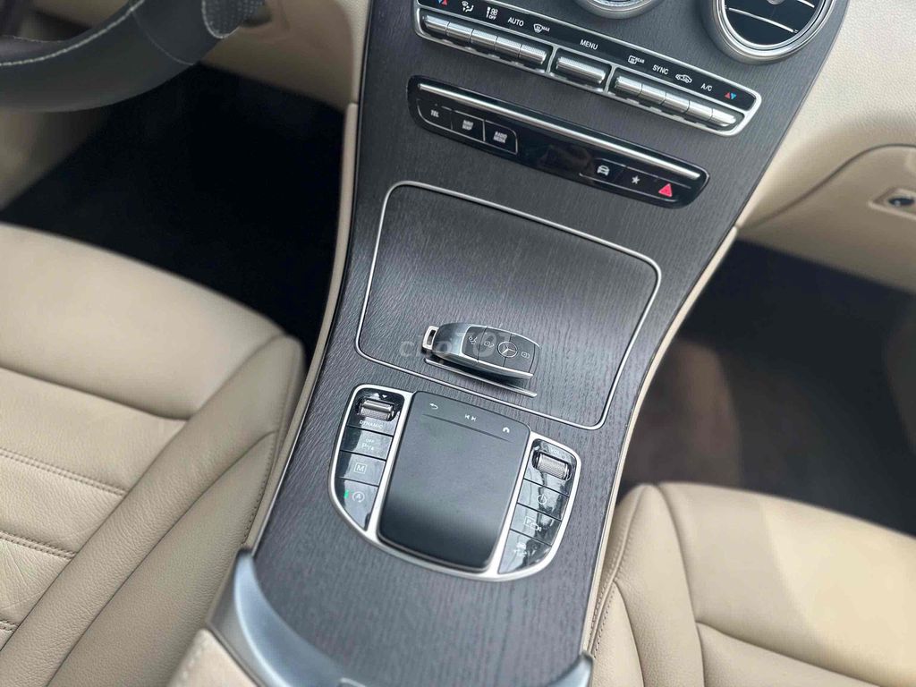 🔴 Mercedes Benz GLC 2021 300 4MATIC - 29.000 km. Mua bán Ô tô tại Quận 7 Tp Hồ Chí Minh được đăng bởi Tuấn carhouse hình 19