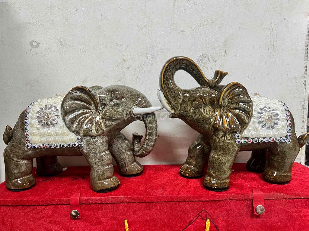 Cặp Voi GốmSứ men chảy đính đá,ngọc trai trang trí. Mua bán Đồ sưu tầm, đồ cổ tại Quận 3 Tp Hồ Chí Minh được đăng bởi Tuỳ Duyên 2 hình 5
