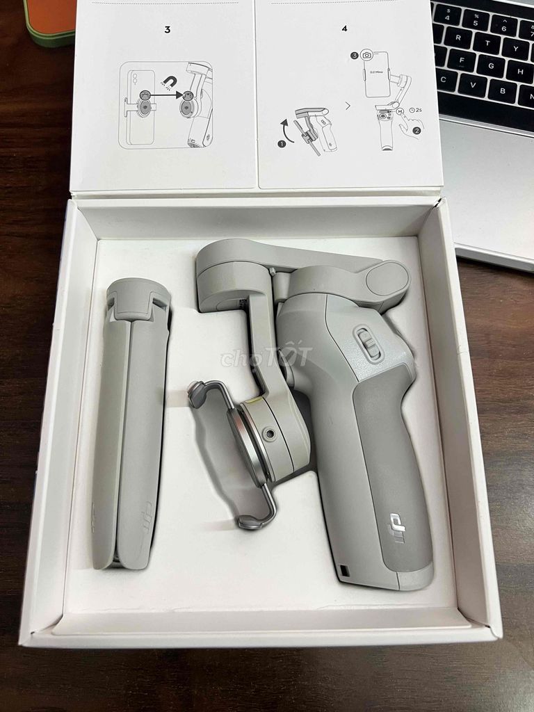Gimbal dji osmo e mua mới dùng được vài lần pass. Mua bán Máy ảnh, Máy quay tại Quận Hai Bà Trưng Hà Nội được đăng bởi Nguyễn Văn Hùng hình 1
