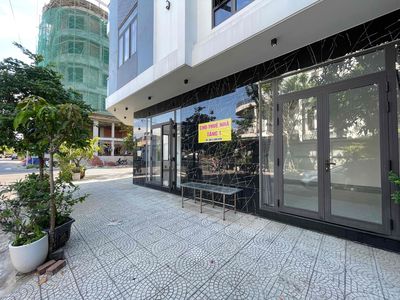 cho thuê mặt bằng lô góc 2 mặt tiền trần minh tông giao hoà minh 30