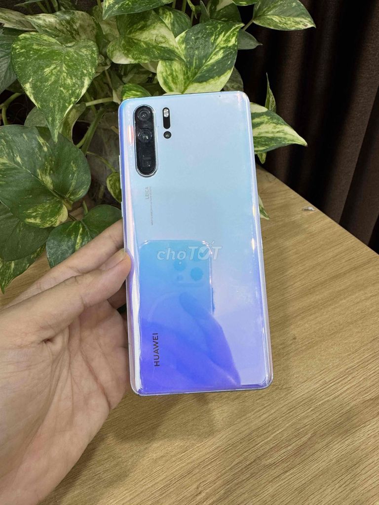 Huawei P30 Pro 128GB Xanh tím Like New. Mua bán Điện thoại tại Quận Hoàng Mai Hà Nội được đăng bởi OneSmart hình 1