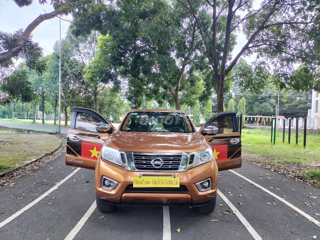 Nisan Navara - 2 cầu - Khoá Vi Sai - Gốc Đăk Lăk!