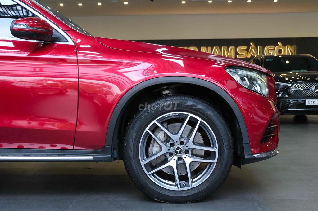 Mercedes GLC 300 4Matic 2019 - 61000 km. Mua bán Ô tô tại Quận 7 Tp Hồ Chí Minh được đăng bởi Quý Auto Nam Sài Gòn hình 5