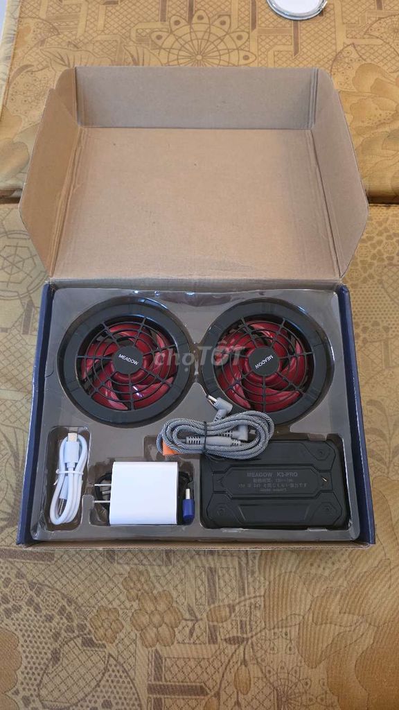 Bộ pin quạt điều hòa MEADOW K9-PRO Đỏ. Mua bán Phụ kiện (Màn hình, Chuột...) tại Huyện Chương Mỹ Hà Nội được đăng bởi DAT hình 1