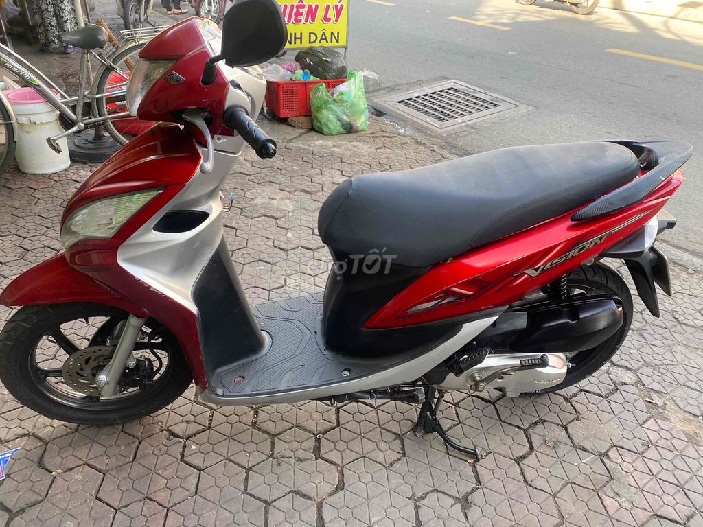 Honda Vision màu Đỏ. Mua bán Xe máy tại Quận 7 Tp Hồ Chí Minh được đăng bởi thanh xuân hình 4