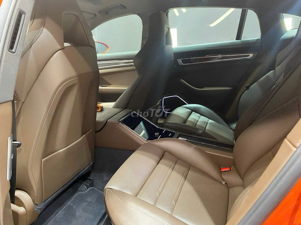 Porsche Panamera 2021 - 25000 km. Mua bán Ô tô tại Quận Bình Thạnh Tp Hồ Chí Minh được đăng bởi Diệp Đức Bằng hình 4