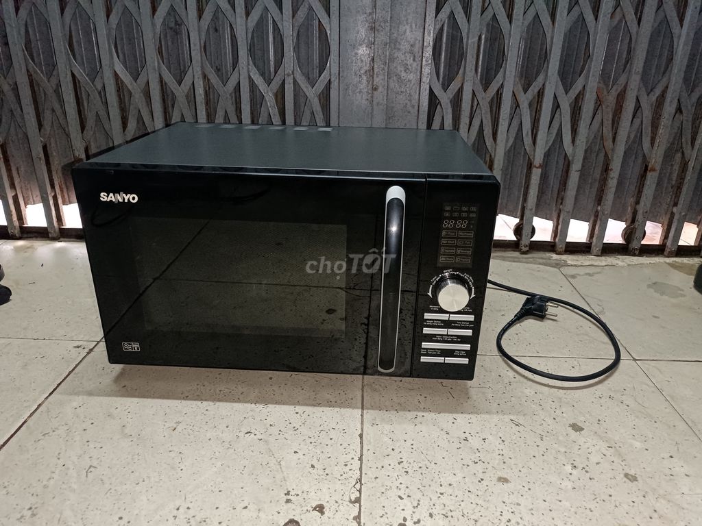 Lò vi sóng Sanyo EM-G3850V. Mua bán Bếp, lò, đồ điện nhà bếp tại Thị xã Điện Bàn Quảng Nam được đăng bởi Ket ban face zalo qua sdt hình 1