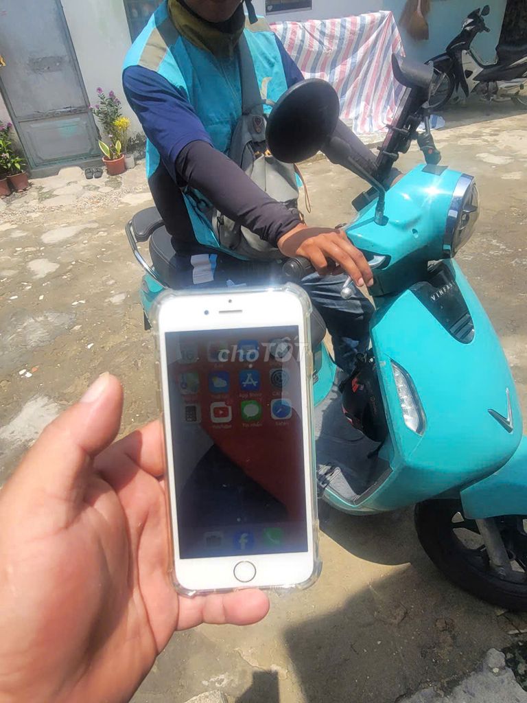 Apple iPhone 6s Trắng Đã sử dụng. Mua bán Điện thoại tại Thành phố Thủ Đức Tp Hồ Chí Minh được đăng bởi thi nguyễn hình 1
