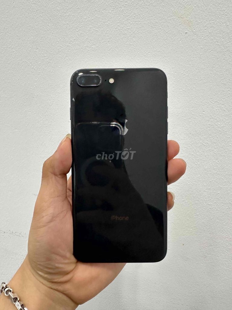Apple iPhone 8 Plus 64GB Đen. Mua bán Điện thoại tại Quận Đống Đa Hà Nội được đăng bởi Ng Hoang Anh hình 1