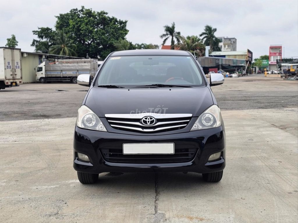Toyota Innova V 2011 - 189 Triệu