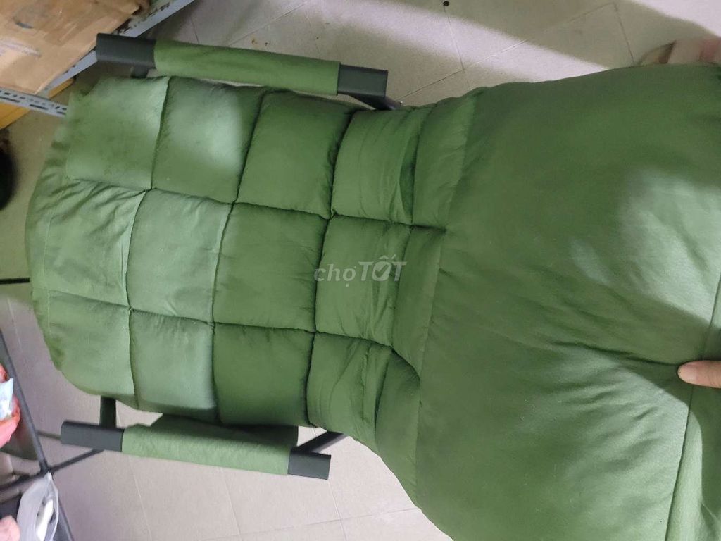 Ghế nằm vải xanh lá. Mua bán Bàn ghế tại Quận 7 Tp Hồ Chí Minh được đăng bởi Bảo Khánh hình 1