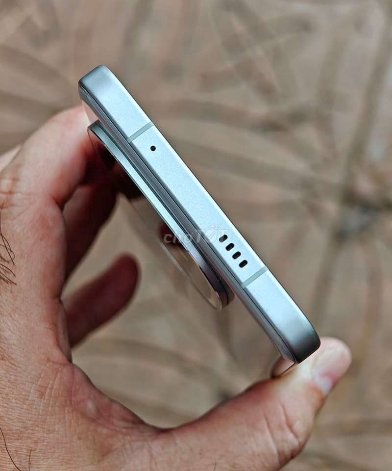 Vivo Iqoo13 rất đẹp 99% fullbox. Mua bán Điện thoại tại Quận Cái Răng Cần Thơ được đăng bởi Kim Phú hình 5