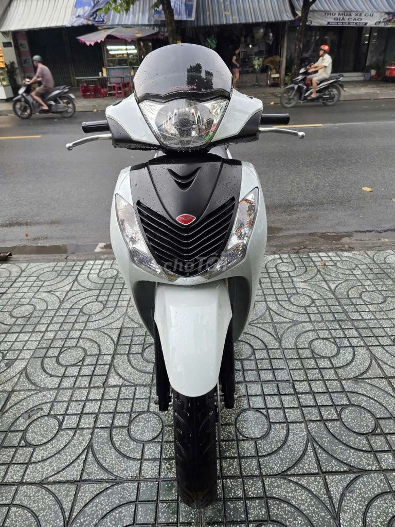 Sh 150i nhập 3 cục Ý,SM501,máy zin,chính chủ ký. Mua bán Xe máy tại Huyện Hóc Môn Tp Hồ Chí Minh được đăng bởi                    CẦM ĐỒ TÍN PHÁT hình 3