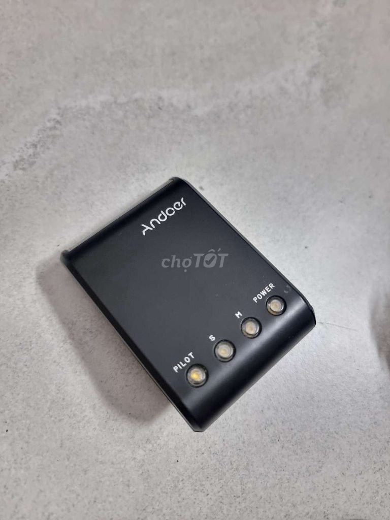 Đèn flash Andoer WS-25 Đen Còn đẹp 95%. Mua bán Máy ảnh, Máy quay tại Quận 6 Tp Hồ Chí Minh được đăng bởi Anh Leader hình 1