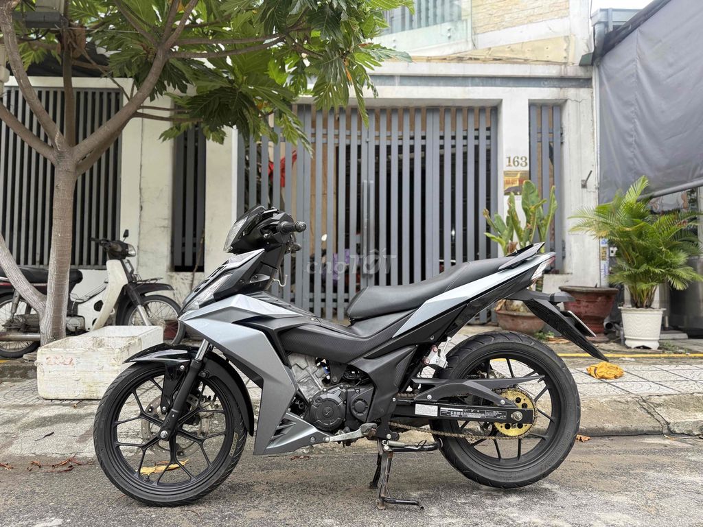Honda Winner V1 2018 Серо-черный