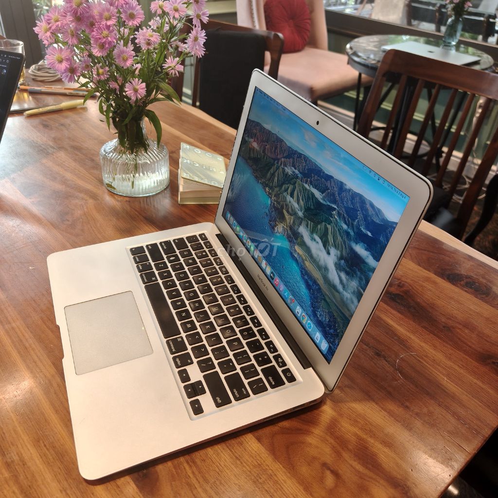Apple Macbook Air 2017 i5 8GB/128GB. Mua bán Laptop tại Quận Tân Phú Tp Hồ Chí Minh được đăng bởi An An hình 1