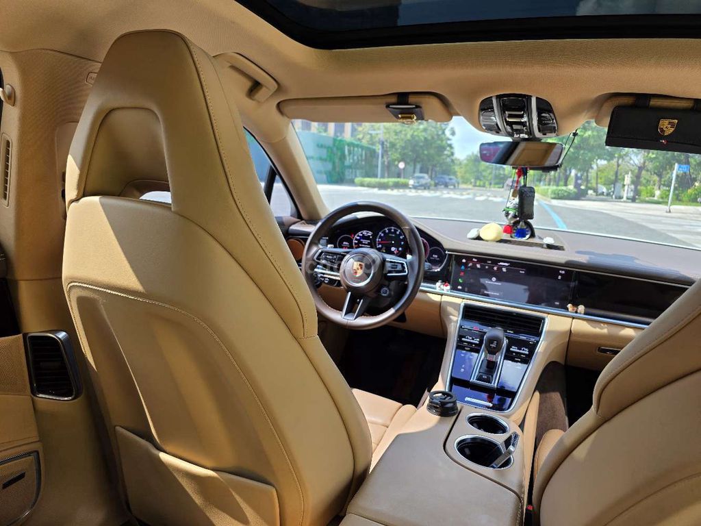 Porsche Panamera4 model 2023 30.000km. Mua bán Ô tô tại Quận 1 Tp Hồ Chí Minh được đăng bởi Duy Nguyễn hình 5