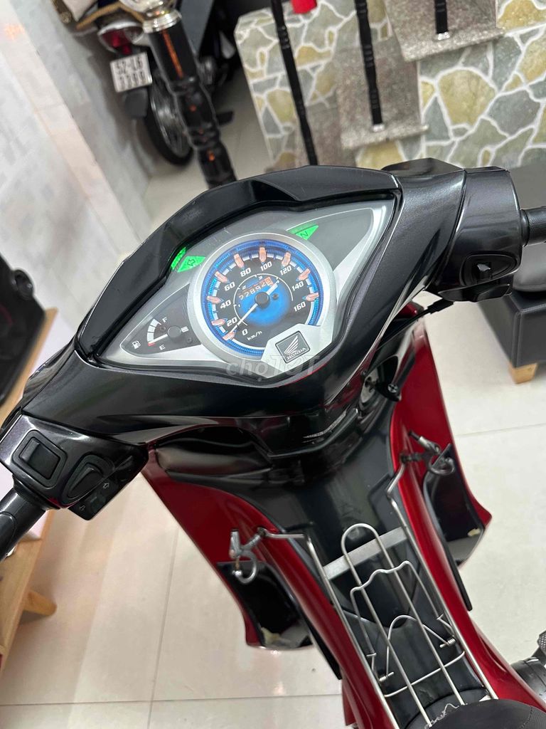 Honda future 2015 Đỏ xám. Mua bán Xe máy tại Quận 12 Tp Hồ Chí Minh được đăng bởi phạm hùng Dũng hình 6