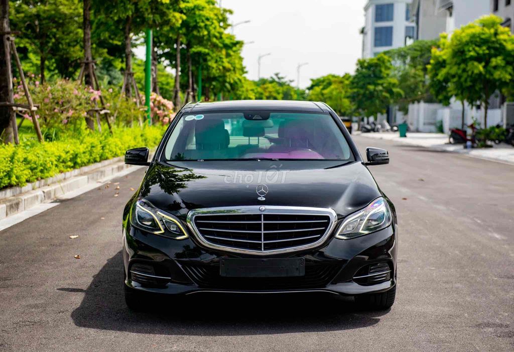 Mercedes Benz E400 rất mới