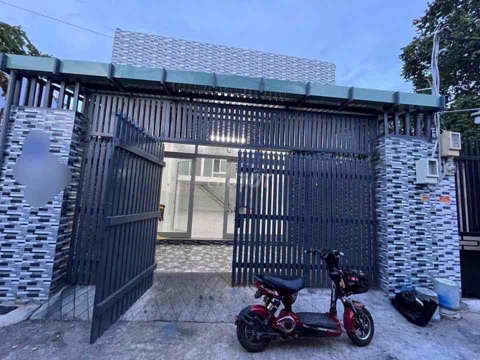 Rent · 2 bd · 189 м² · Huyện Hóc Môn, ул. Đường Bà Điểm 11