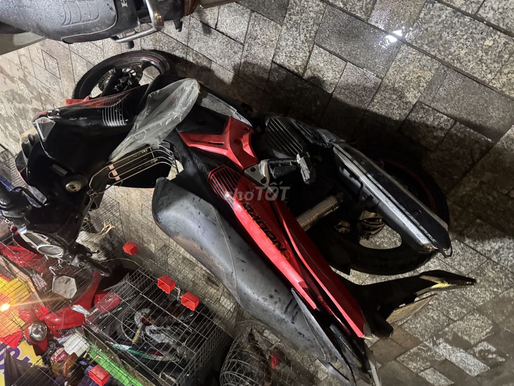 Yamaha Novo 5 Đỏ Đen. Mua bán Xe máy tại Thành phố Biên Hòa Đồng Nai được đăng bởi Cầm Đồ xe cavet photo  ĐT giá cao hình 1