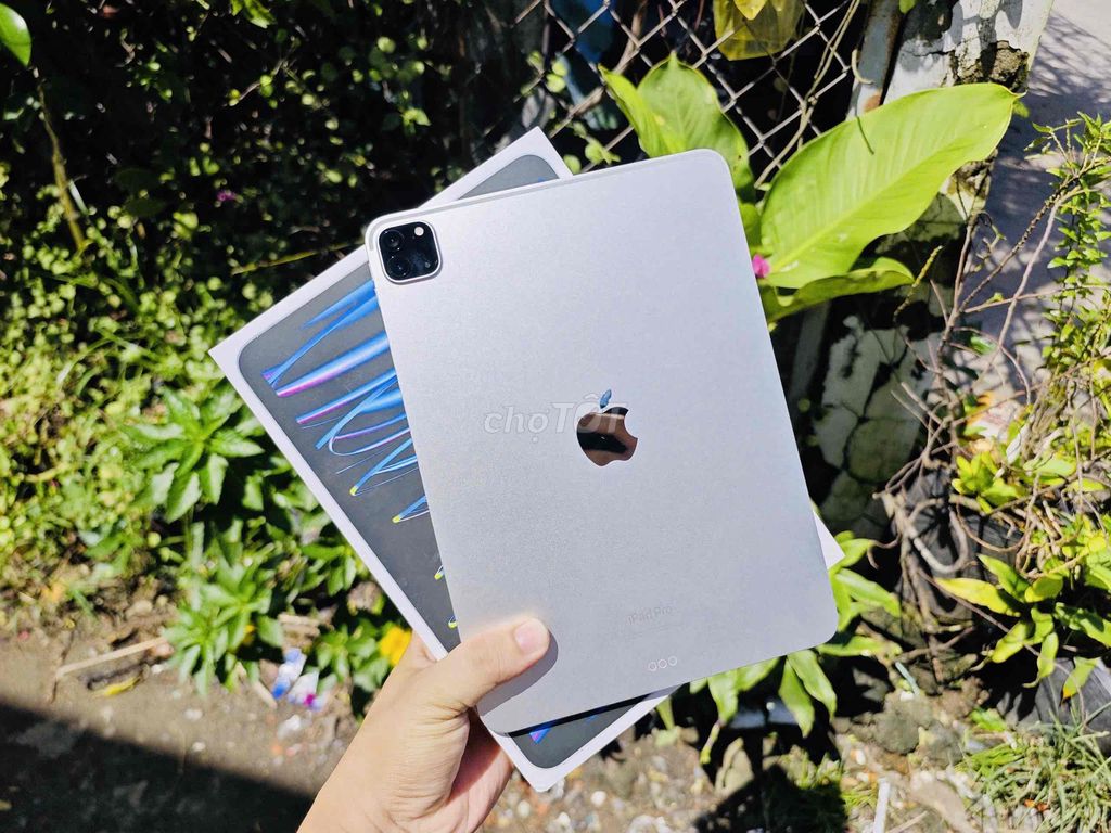 Ipad Pro M2 128GB Đẹp 99% Fullbox Pin 100 sạc 18L