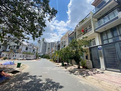 Rent · 4 bd · 90 м² · Thành phố Thủ Đức, ул. Đường Liên Phường