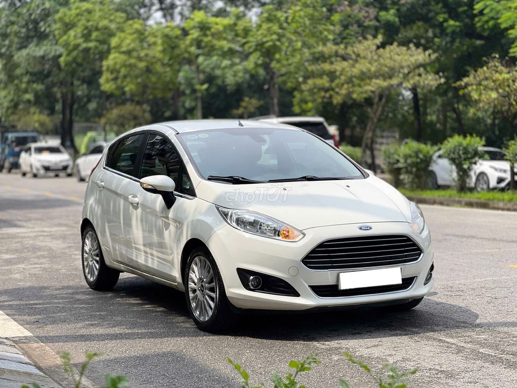 Ford Fiesta Sport 2016. Mua bán Ô tô tại Quận Long Biên Hà Nội được đăng bởi Long Biên Cars hình 4