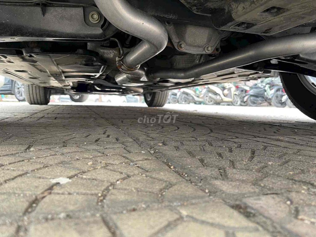 Mercedes Benz GLK Class 2014 250 4MATIC - 77000 km. Mua bán Ô tô tại Quận Cầu Giấy Hà Nội được đăng bởi Nguyễn mạnh trường hình 6