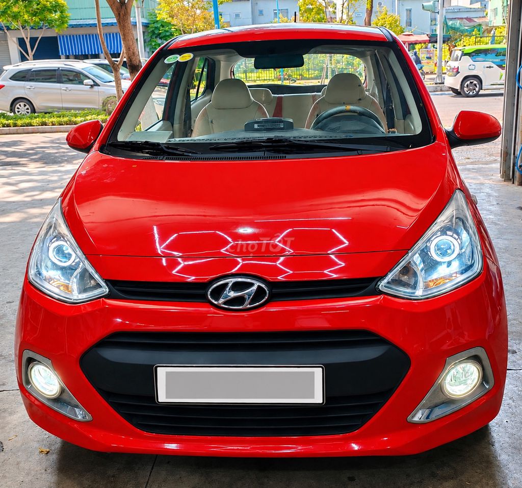 Hyundai i10 2014 Механика Красный