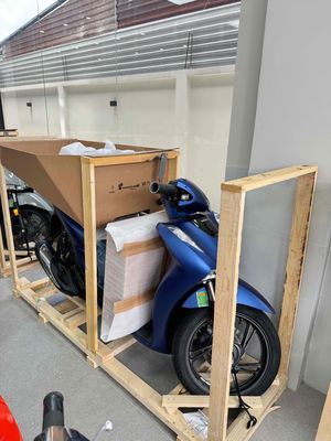 SH150 nhập Ý Mới 100% Xanh nhám Giá alo