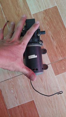 Máy bơm 12v.. Mua bán Nội thất, đồ gia dụng khác tại Thành phố Mỹ Tho Tiền Giang được đăng bởi AN NHIÊN