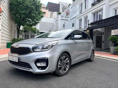 Kia Rondo 2.0 số tự động 7 chỗ model 2018