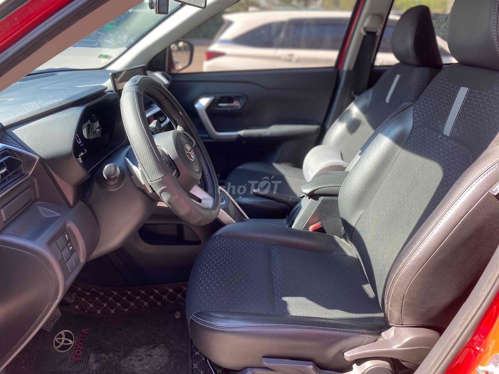Toyota Raize 2022 - 39000 km. Mua bán Ô tô tại Quận Thanh Xuân Hà Nội được đăng bởi ĐÀM HÙNG CAR  hình 9