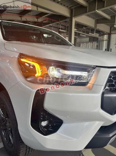 Toyota Hilux 2.4L 4x2 AT 2025. Mua bán Ô tô tại Quận Hoàng Mai Hà Nội được đăng bởi Khánh hình 2