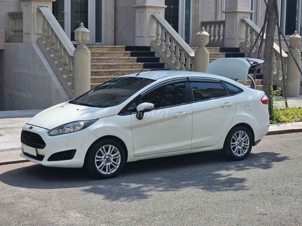 Ford Fiesta 2015 1.5 AT Trend - 112000 km. Mua bán Ô tô tại Thành phố Thủ Đức Tp Hồ Chí Minh được đăng bởi Phạm Thị Xuân Mai hình 9
