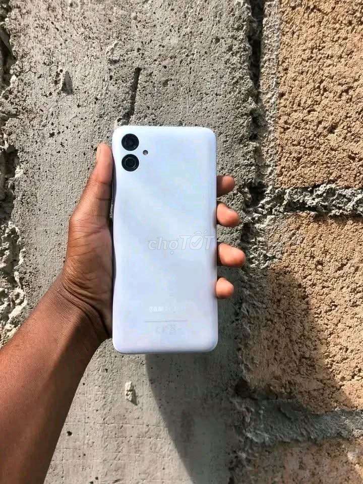 Samsung A04 32GB Trắng. Mua bán Điện thoại tại Huyện Thoại Sơn An Giang được đăng bởi Thanh hình 1