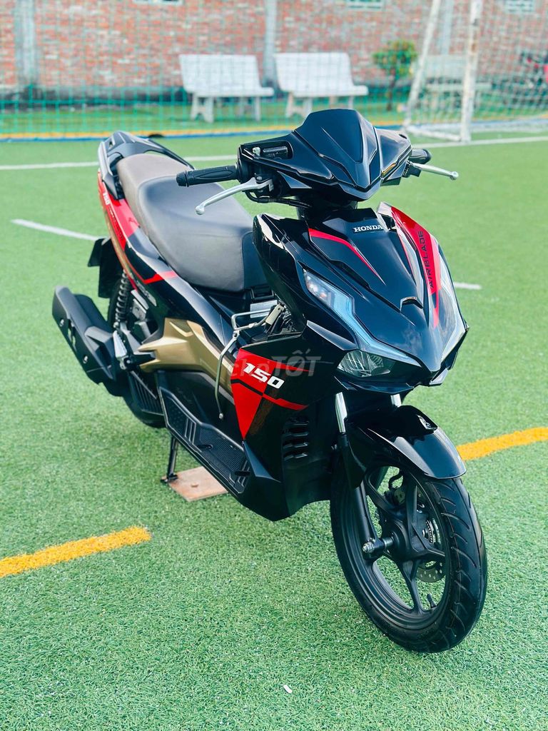 Honda Airblade 150 ABS 2021 Đen Đỏ Vàng. Mua bán Xe máy tại Huyện Chợ Mới An Giang được đăng bởi XE MÁY THIỆN PHÁT AN GIANG hình 5