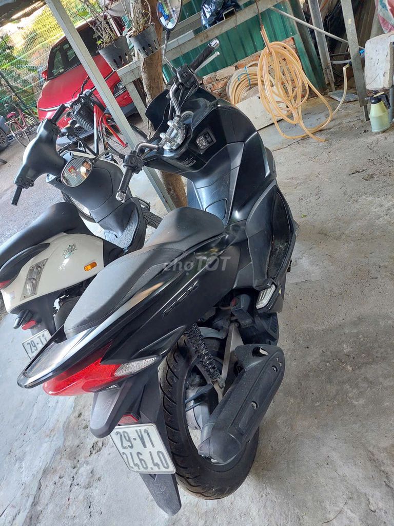 Honda PCX 2014 Đen 70000 km. Mua bán Xe máy tại Quận Hoàng Mai Hà Nội được đăng bởi Duyên Nguyễn hình 2
