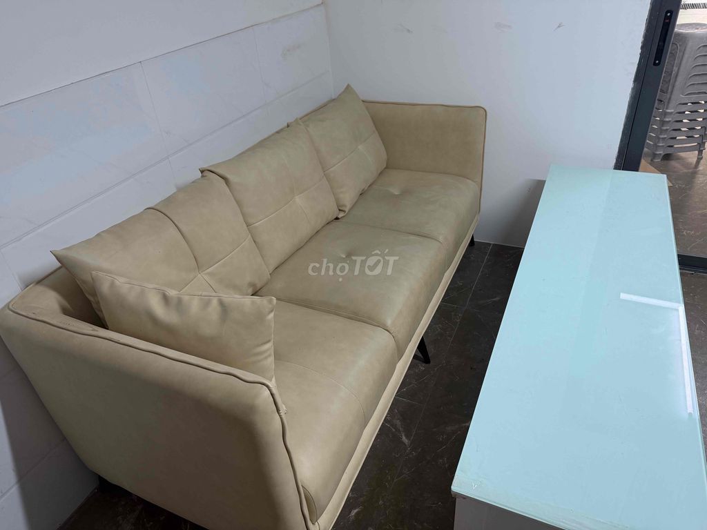 Ghế sofa da kem 3 chỗ 1m9. Mua bán Bàn ghế tại Thành phố Thủ Đức Tp Hồ Chí Minh được đăng bởi Nguyễn Mười hình 1