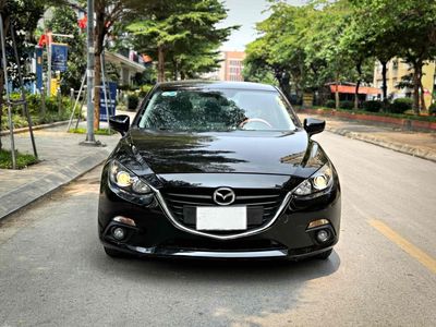 Bán gap Mazda 3 2017 số tự động, màu đen, giá 418