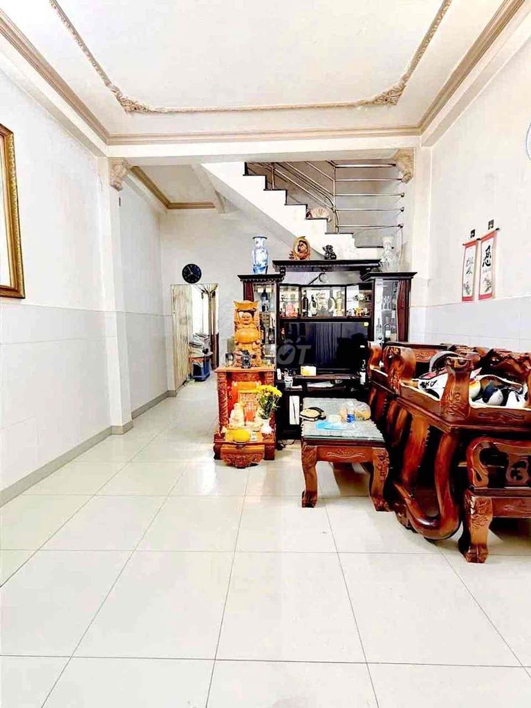 HẺM XE HƠI- NHỈNH 6 TỶ- 60m2 (Ngang 4m x 15m)- NHÀ Ở NGAY- 4 PHÒNG NGỦ