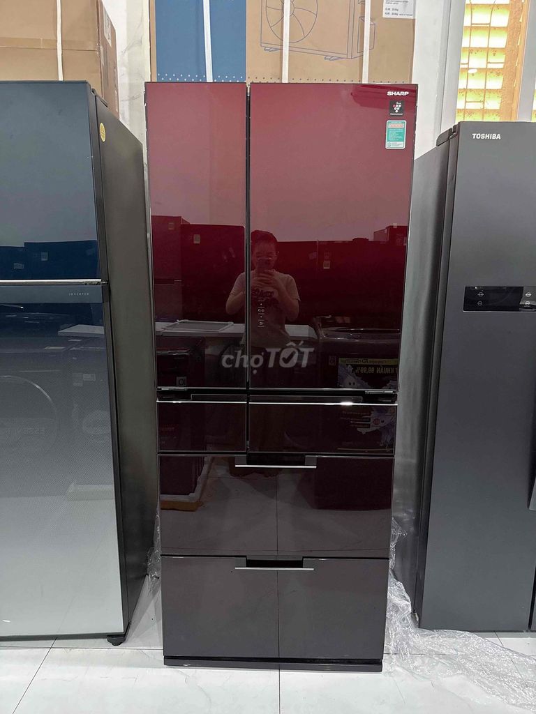 Tủ lạnh Sharp Side by Side 601L, mới 90%🤩🤩. Mua bán Tủ lạnh tại Thành phố Dĩ An Bình Dương được đăng bởi Thành Long hình 1