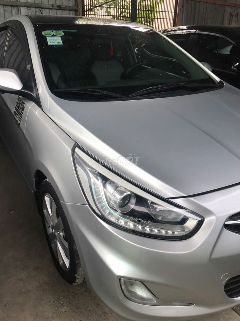 Hyundai Accent 2015 1.4 AT xe nguyên zin xe nhâp