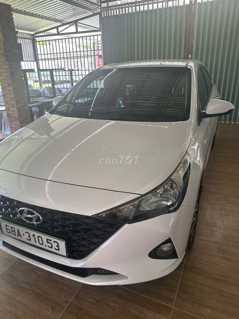 Hyundai Accent 2023 1.4 MT - 9000 km