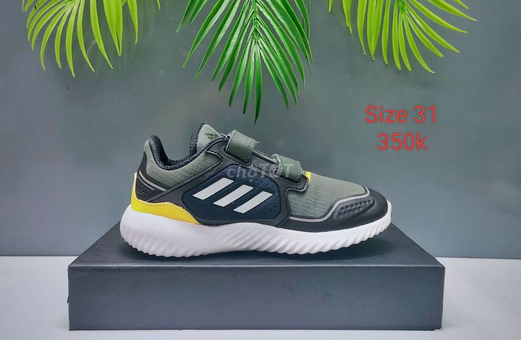 Giày trẻ em adidas size 31 2hand chính hãng