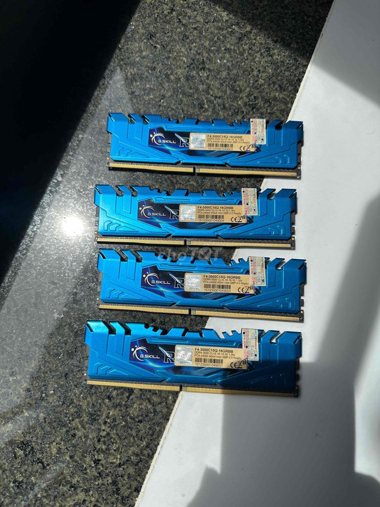 RAM G.Skill Trident Z RGB DDR4 16GB Xanh. Mua bán Linh kiện (RAM, Card...) tại Quận Ninh Kiều Cần Thơ được đăng bởi Hồng Mai COMPUTER hình 1